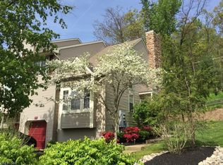 125 Pinehurst Dr, Washington, NJ 07882