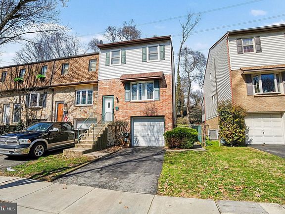 2nd image of 373 Hillside Rd