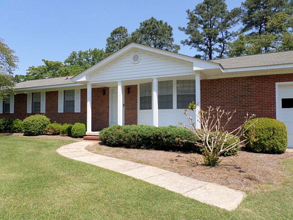 5th image of 403 Southwood Dr