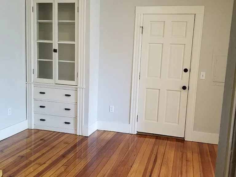 263 Pleasant St #1 — Photo 15
