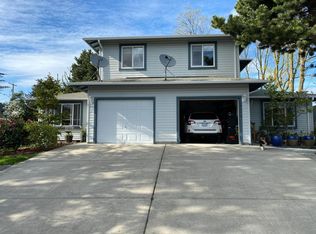 1911 12th St #A, Anacortes, WA