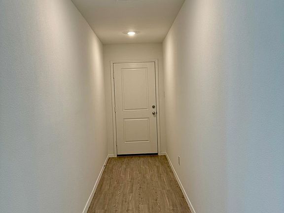 3rd image of 7701 Thornton Dr