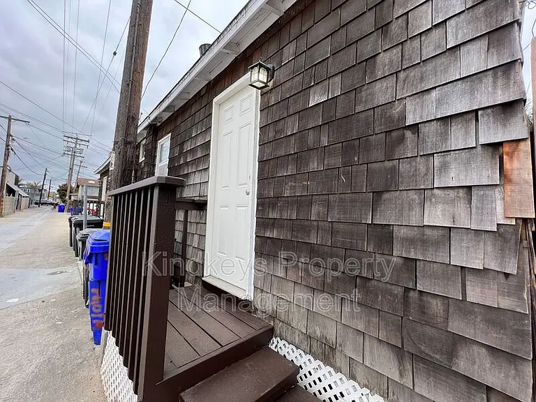 5046.5 Muir Ave — Photo 10