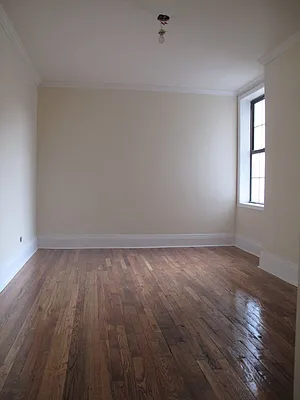 Rented by Bohemia Realty Group | media 20