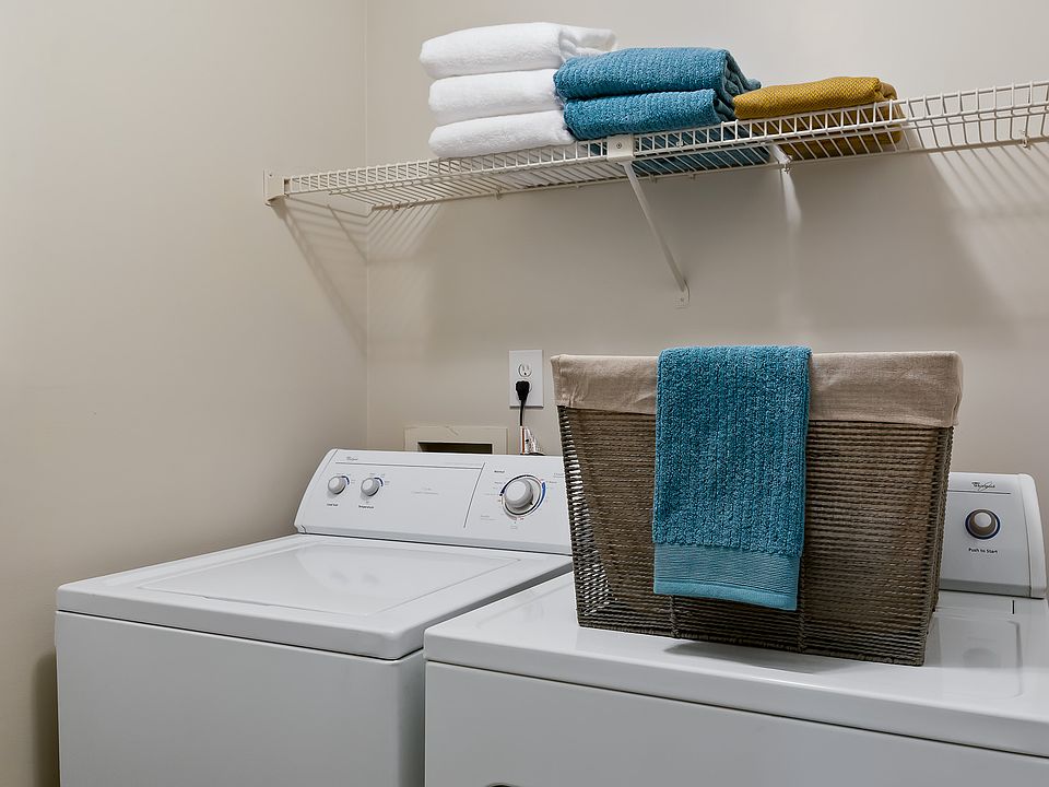In-Unit Washer & Dryer - Ruby Interior