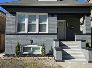 8548 S Essex Ave, Chicago, IL