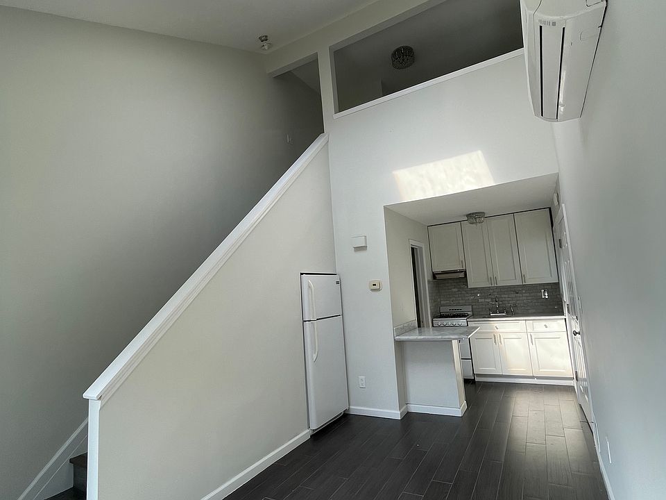 1st image of 55 Cebra Ave