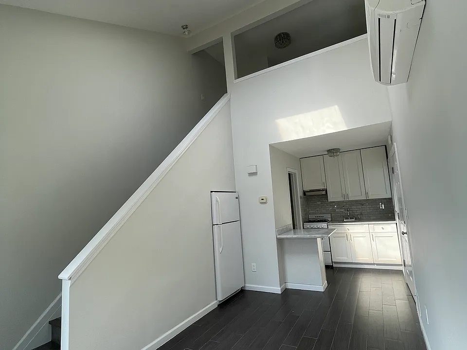55 Cebra Ave