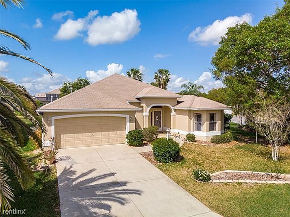 2nd image of 1310 Estrella Ln