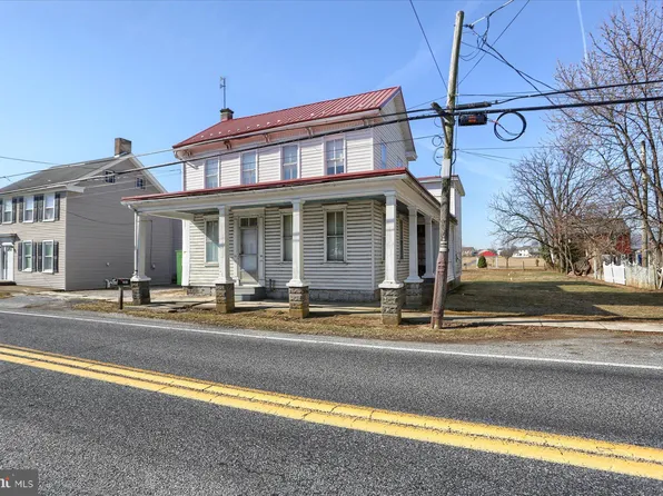 283 N Locust Point Rd, Mechanicsburg, PA 17050