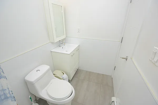 Rented by JB Mac Real Estate Inc. | media 23