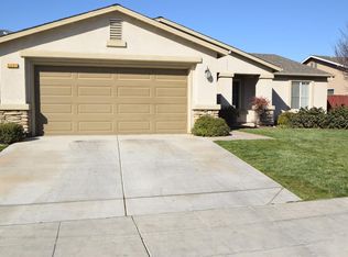 5251 E Hoxie Ave, Fresno, CA 93725