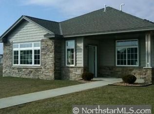 519 Taft Loop S, Cambridge, MN 55008