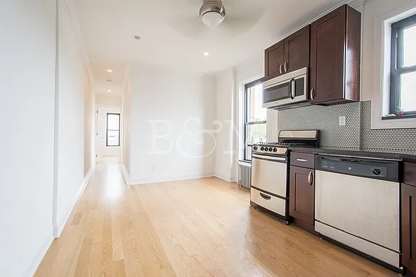 Rented by Brick&Mortar | media 8