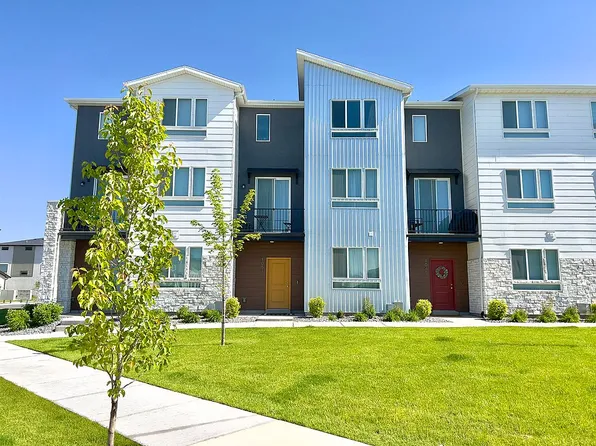 1051 W 430th St S, American Fork, UT 84003