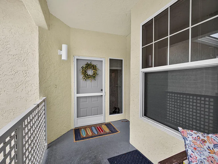 1603 Mizzenmast Way — Photo 6