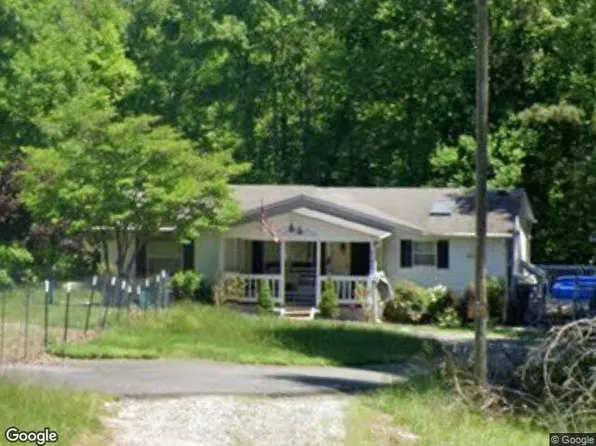 5795 Merry Dale Dr, Winston Salem, NC 27105