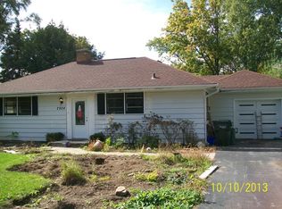 2924 Witchwood Ln, Waukegan, IL 60087