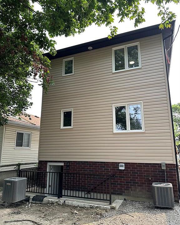 1st image of 757 Randolph Ave