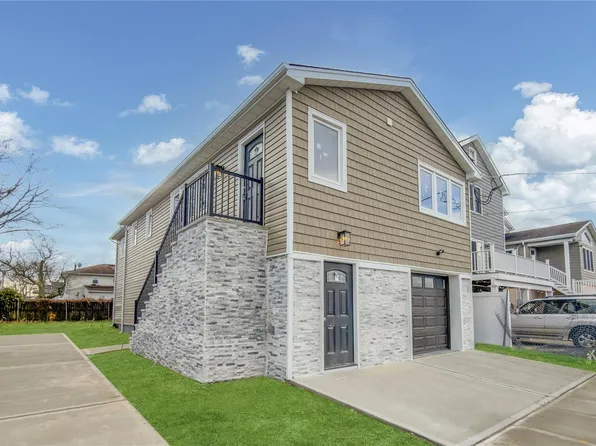 37 Deal Road, Island Park, NY 11558