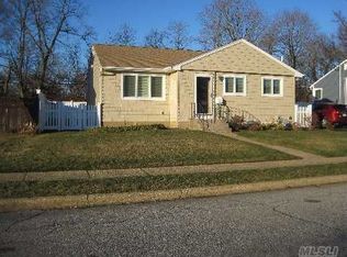 3931 Mill Rd, Seaford, NY 11783