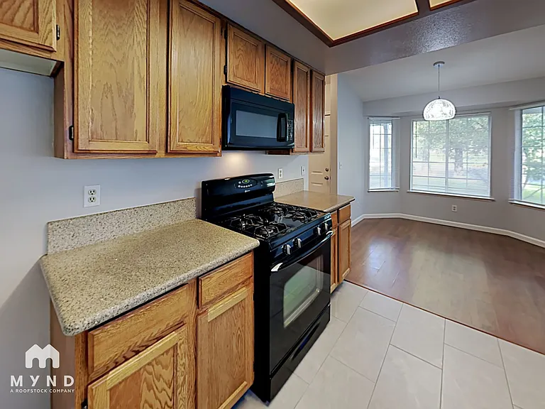 1286 Bell Ave — Photo 5