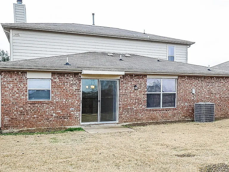 8420 Ranch Hand Trl — Photo 17