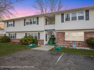 8B Texas Ct, Matawan, NJ 07747