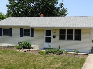 6468 Edgehurst Dr, Brookpark, OH