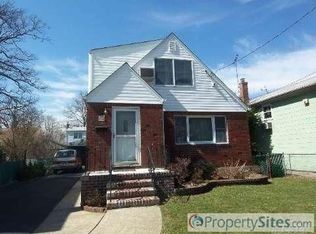 60 S Montague St, Valley Stream, NY 11580