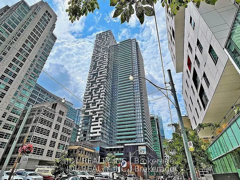25 Richmond St E #408 — Photo 1