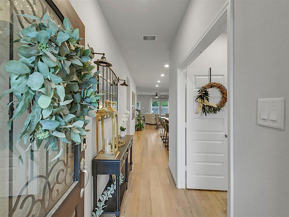 3rd image of 12806 N Winding Pines Drive