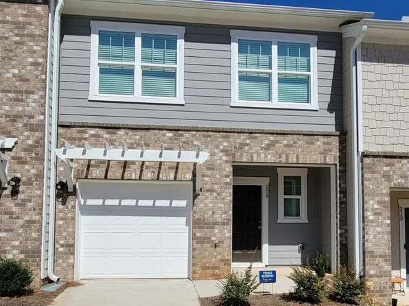 209 Swindon Dr, McDonough, GA 30253