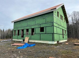 29 Oak Ridge Rd, Greenville, ME 04441