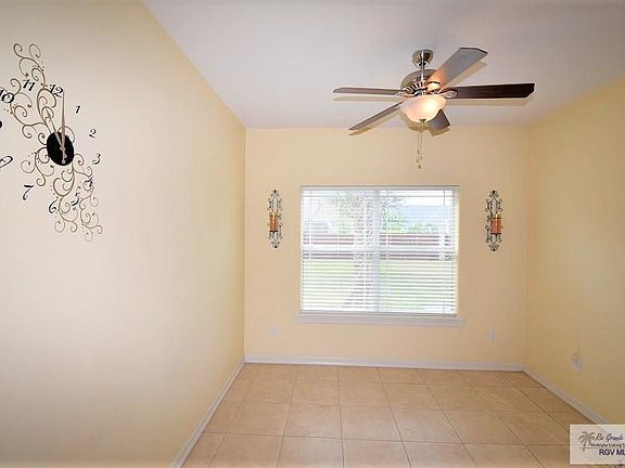 4th image of 3714 Illeana St #25