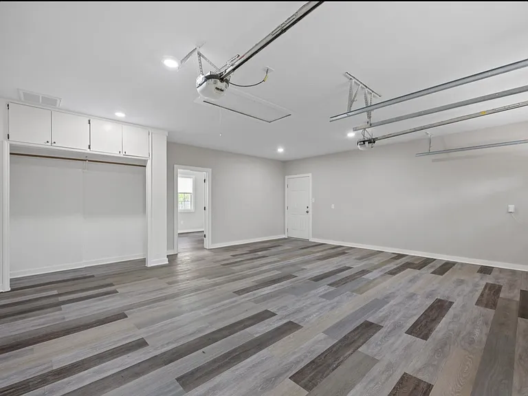 309 Rippling Stream Rd — Photo 8