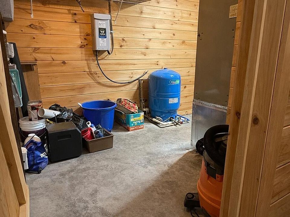 52nd image of 240 Joe Pye Ln