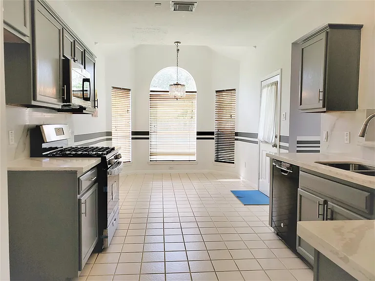 21511 Westcliffe Falls Dr — Photo 14