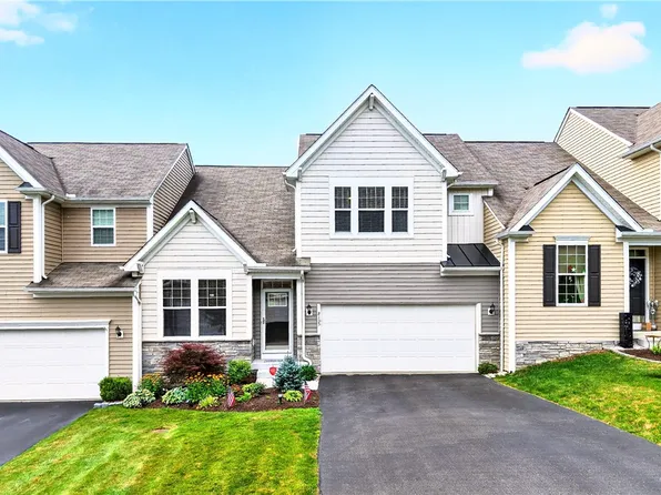 2135 Shawnee Dr, Washington, PA 15301