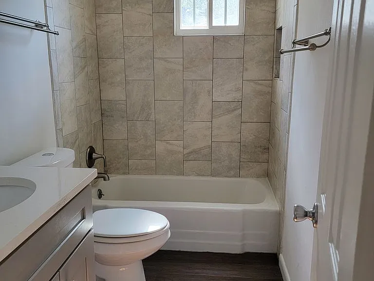 229 W 38th St #A — Photo 10