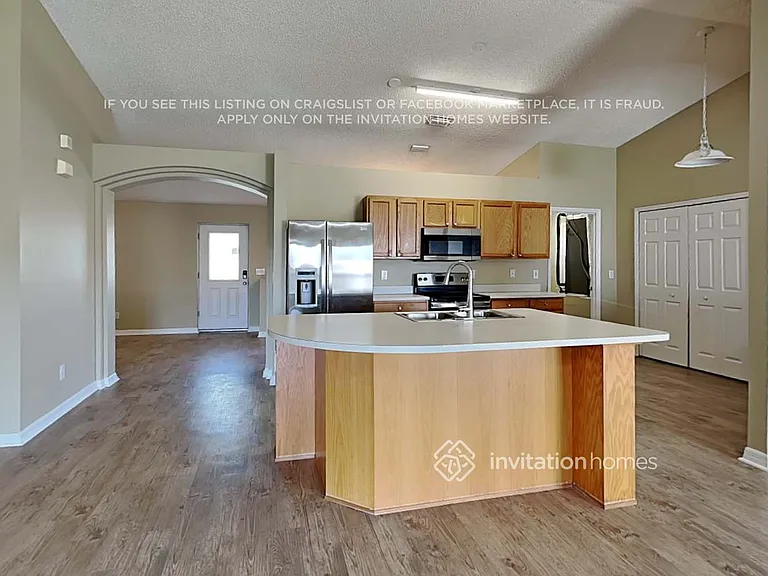 1712 Laramie Cir — Photo 7