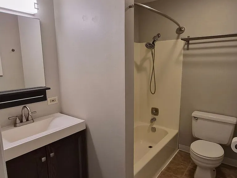 1482 Stonebridge Cir #C6 — Photo 8