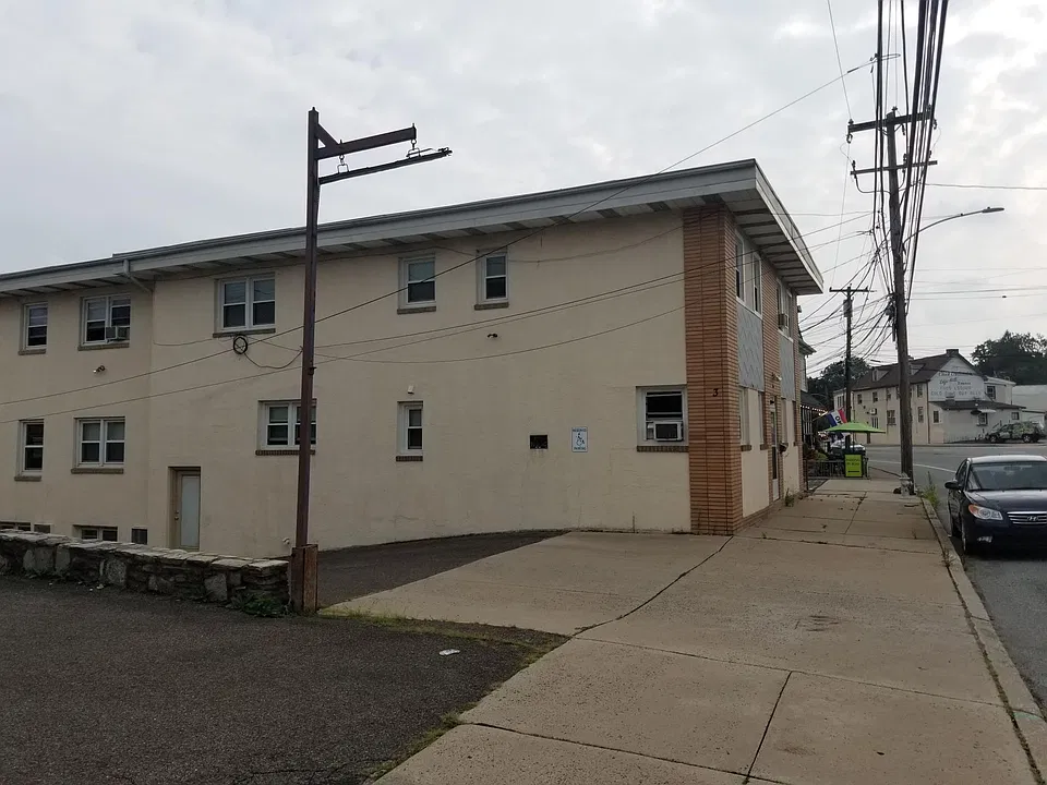 3 Limekiln Pike #E