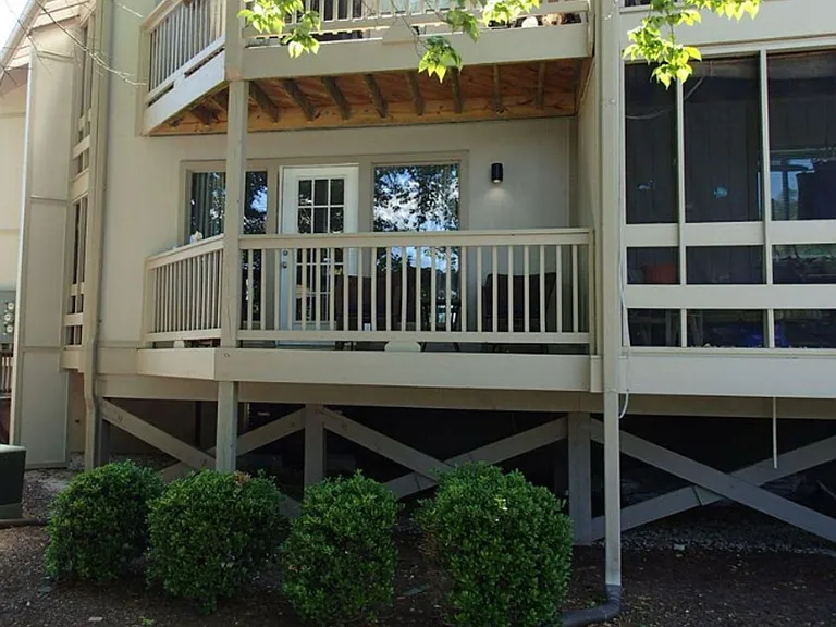 6112 Harbourside Dr — Photo 14
