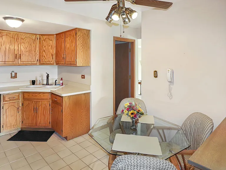 9236 Whitehall Ln — Photo 10