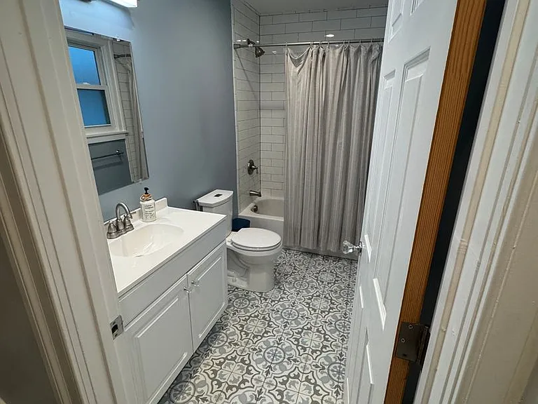 5304 Holmes St — Photo 36