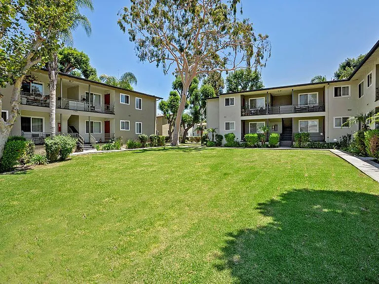 Gloria Homes Apartments — Photo 8