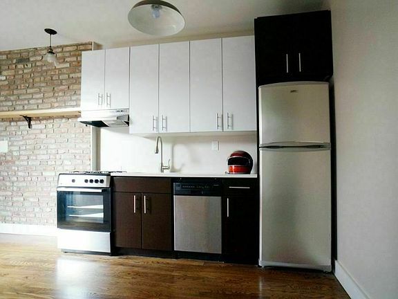 2nd image of 374 S 5th St #39D