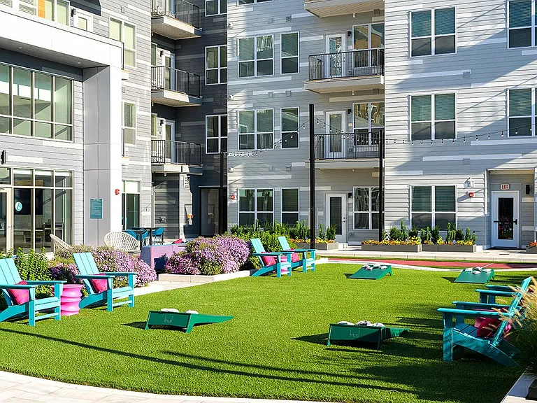 V2 Apartments — Photo 36