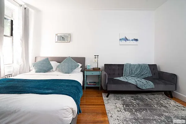 Rented by Charles Coutinho LLC | media 5